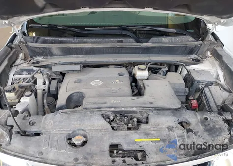 2013 Nissan Pathfinder Platinum z USA, uszkodzony, nr VIN 5N1AR2MM6DC639471